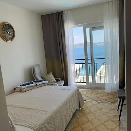 别墅 4+1 With Private Pool And Garage Milas