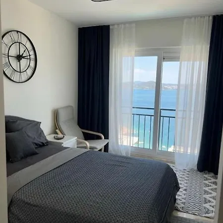 别墅 4+1 With Private Pool And Garage *
