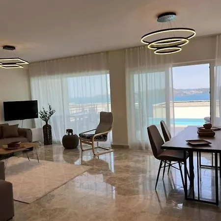 Villa 4+1 With Private Pool And Garage